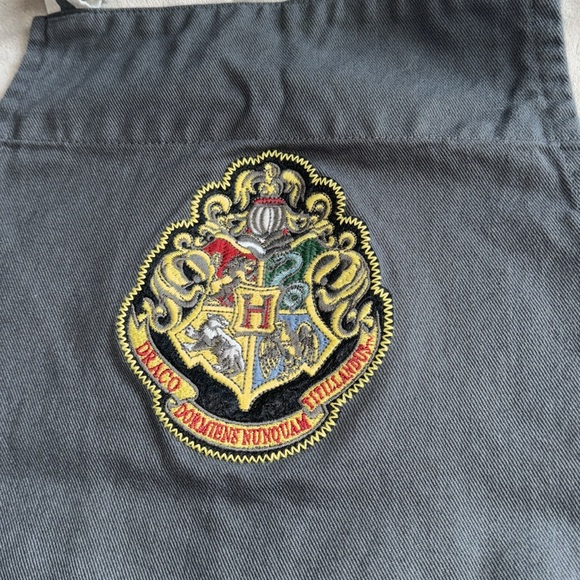 Williams-Sonoma Harry Potter apron - Picture 2 of 3